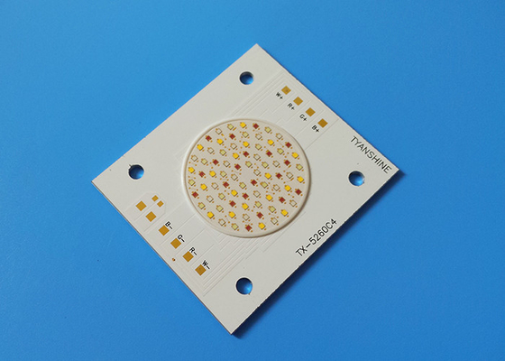 Chine le watt 4 In1 de la rangée 200 de 3000k RVB LED a mené CRI90 pour l'éclairage commercial distributeur 